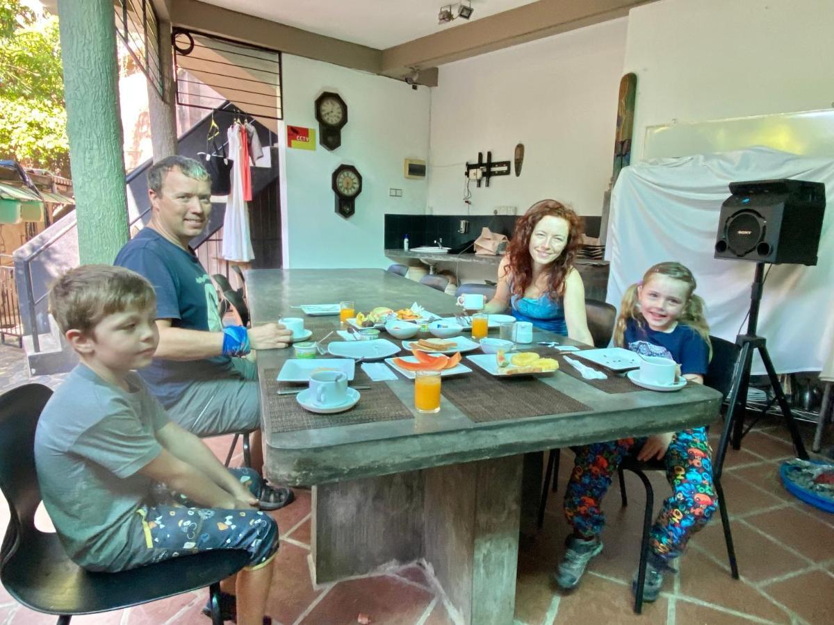 Settle Inn Tourist Lodge Kandy Bagian luar foto