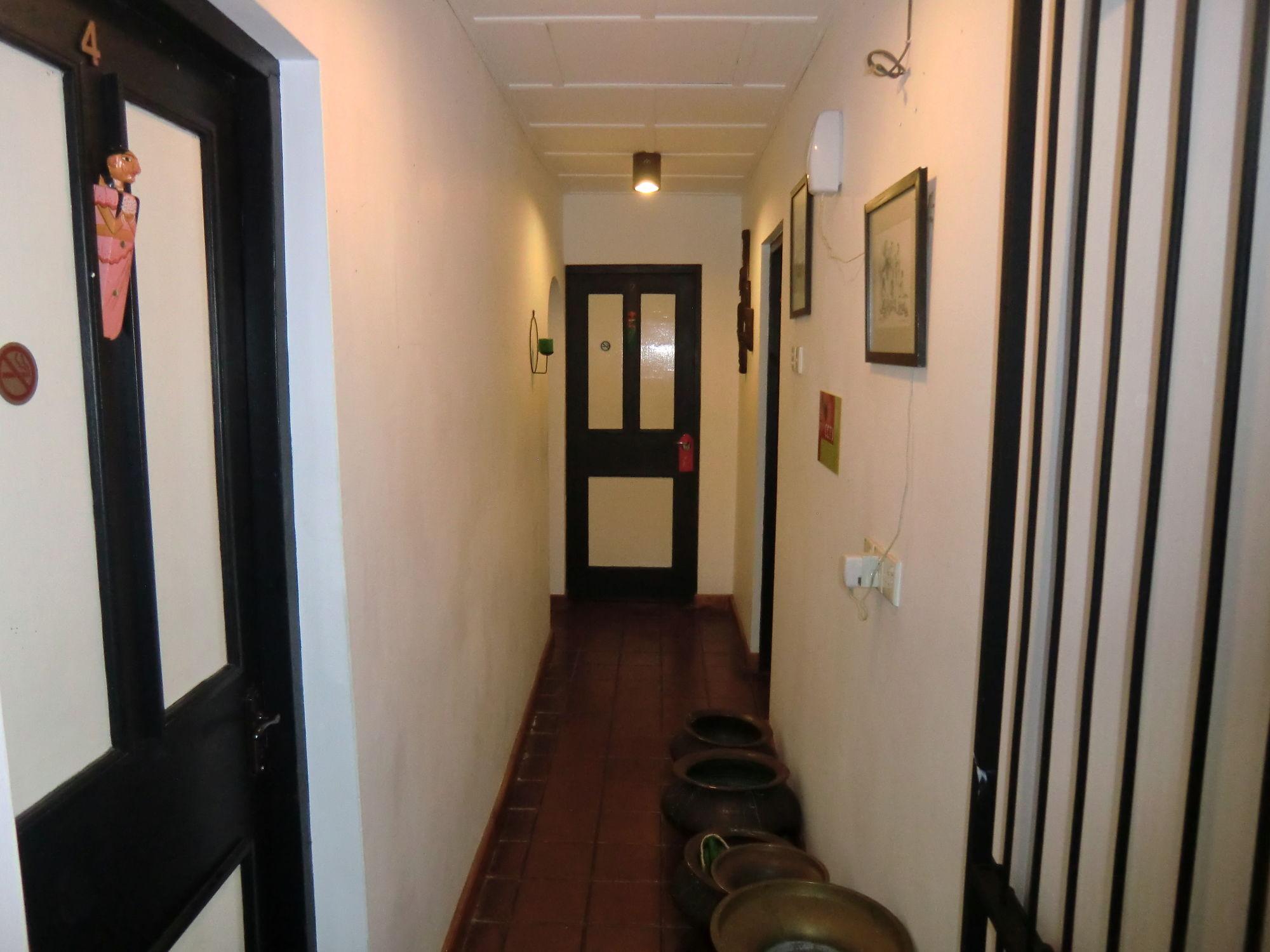 Settle Inn Tourist Lodge Kandy Bagian luar foto